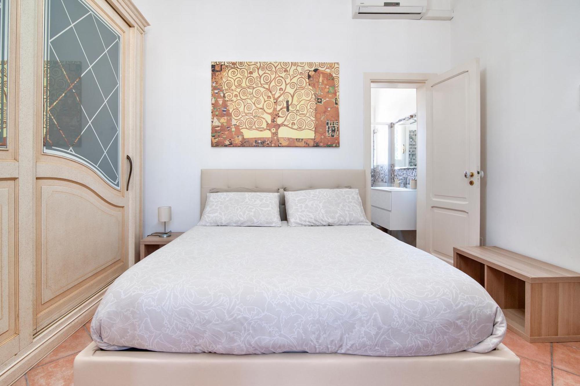 The Golden Hour, Luxury Apartment With A Panoramic View Λέτσε Εξωτερικό φωτογραφία