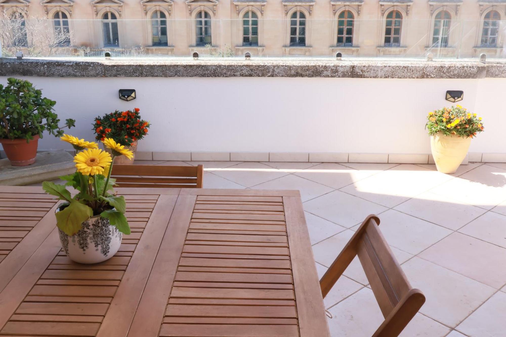 The Golden Hour, Luxury Apartment With A Panoramic View Λέτσε Εξωτερικό φωτογραφία